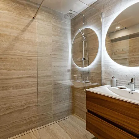 Beautiful Renovated Flat - Close To Martinez Cannes